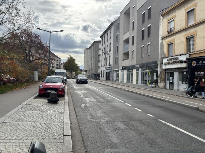 Local commercial · 110 m² · Fonds de commerce — photo 1