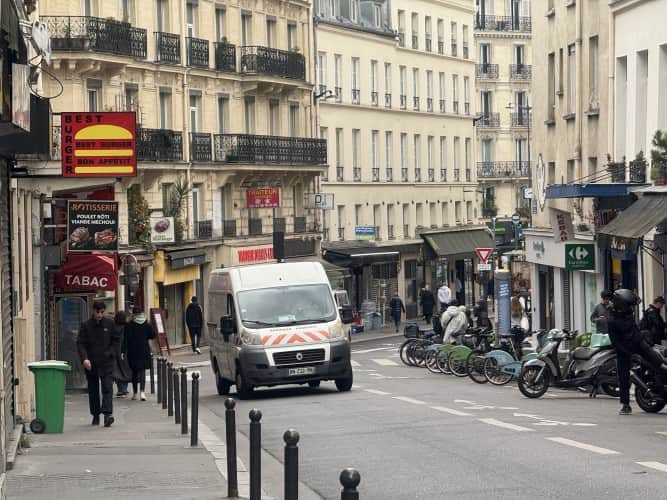 Local commercial · 180 m² · Cession de bail — photo 1