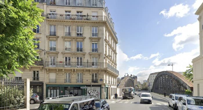 Local commercial · 130 m² · Location — photo 1