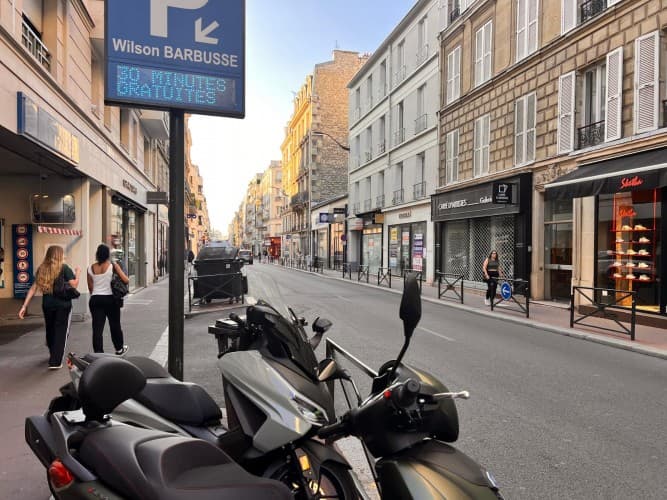 Local commercial · 50 m² · Location — photo 1