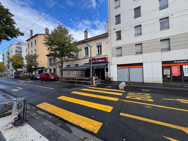 Local commercial · 46 m² · Fonds de commerce — photo 1