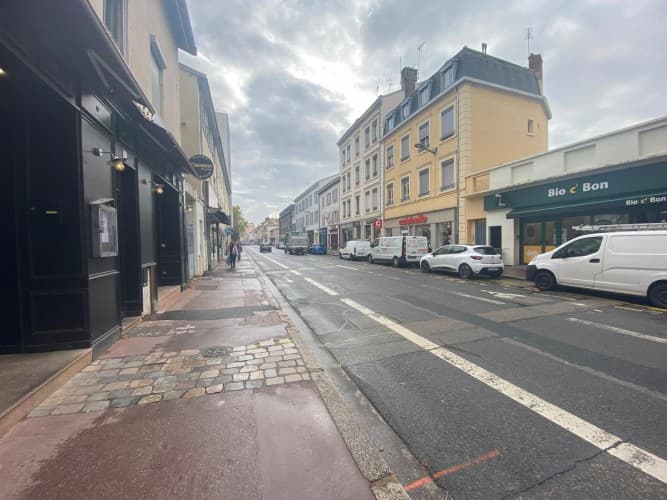 Local commercial · 150 m² · Fonds de commerce — photo 1