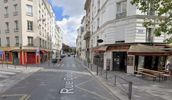 Local commercial · 28 m² · Location — photo 1