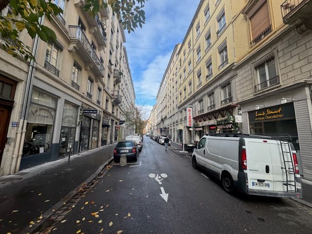 Local commercial · 80 m² · Fonds de commerce — photo 1