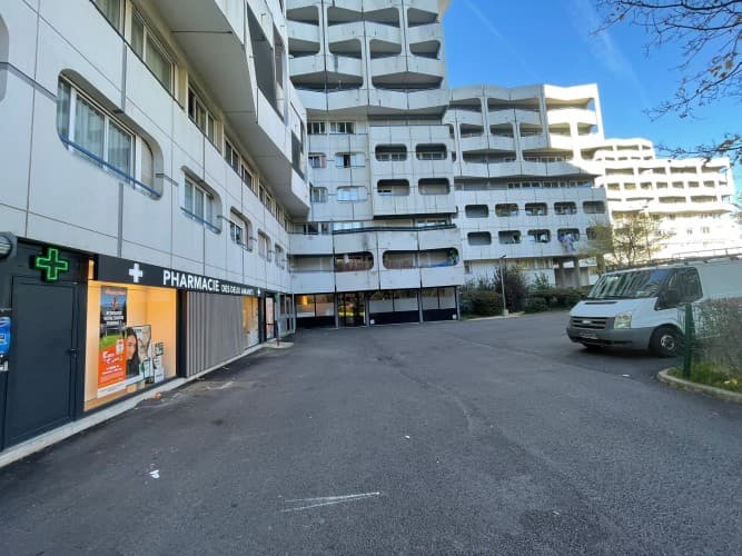 Local commercial · 50 m² · Fonds de commerce — photo 1