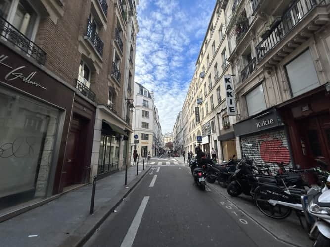 Local commercial · 277 m² · Location — photo 1