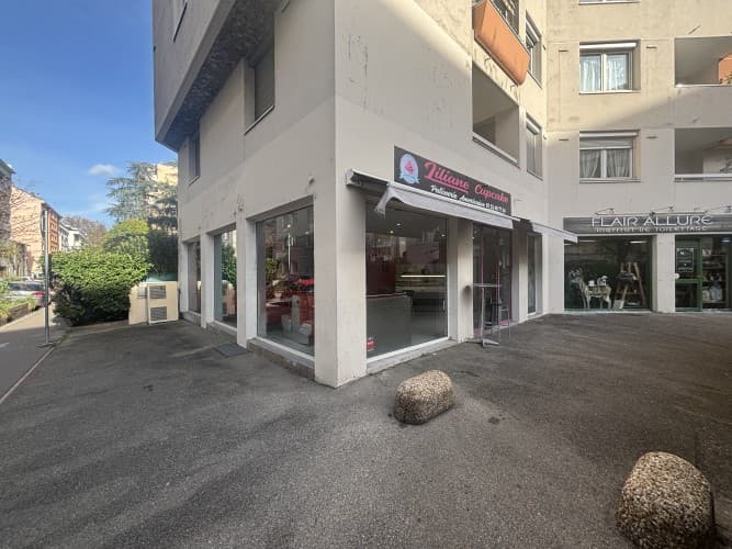 Local commercial · 84 m² · Fonds de commerce — photo 1