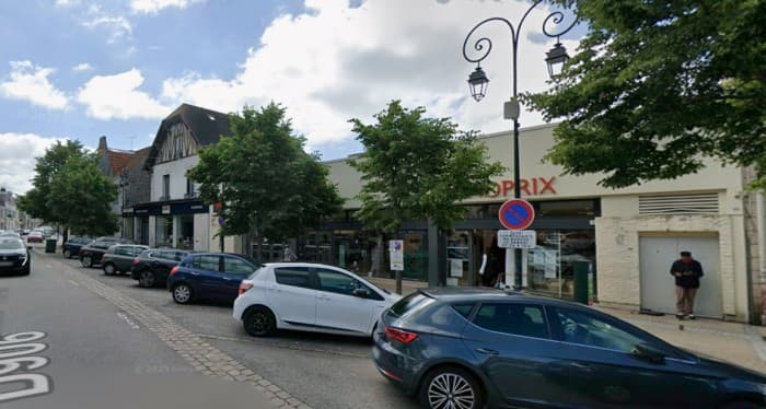 Local commercial · 102 m² · Fonds de commerce — photo 1