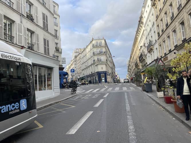 Local commercial · 100 m² · Fonds de commerce — photo 1