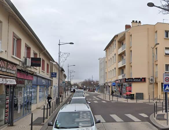 Local commercial · 280 m² · Location — photo 1