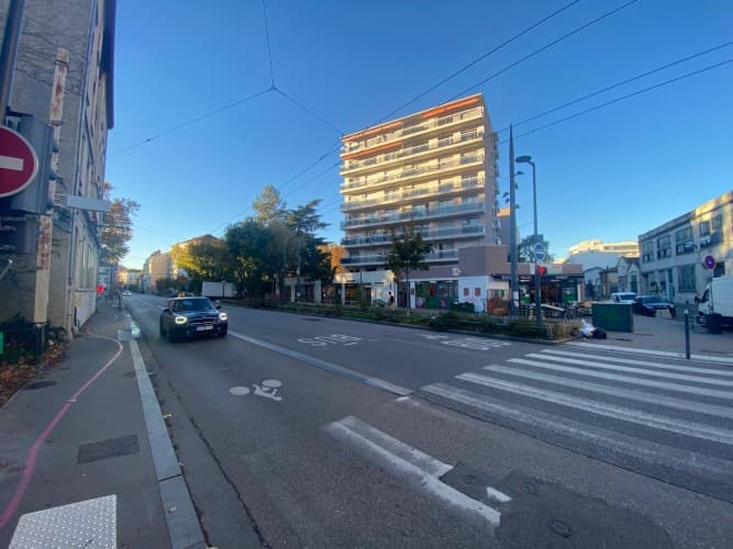 Local commercial · 60 m² · Cession de bail — photo 1