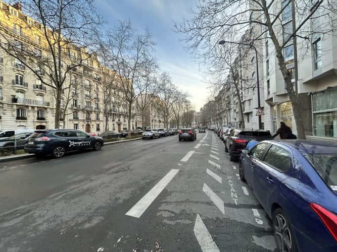 Local commercial · 108 m² · Cession de bail — photo 1