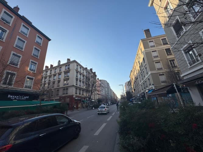 Local commercial · 73 m² · Cession de bail — photo 1