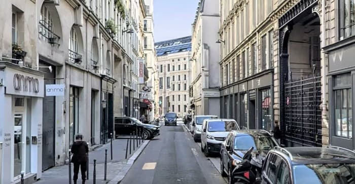Local commercial · 80 m² · Location — photo 1
