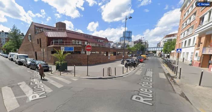 Local commercial · 43 m² · Location — photo 1