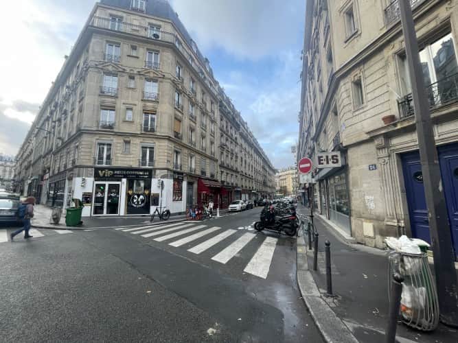 Local commercial · 85 m² · Cession de bail — photo 1