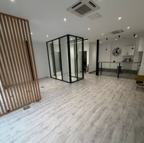 Local commercial · 112 m² · Cession de bail — photo 1