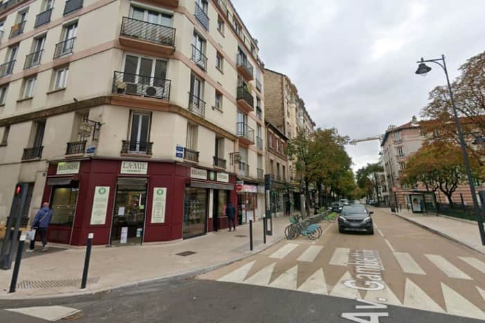 Local commercial · 145 m² · Location — photo 1