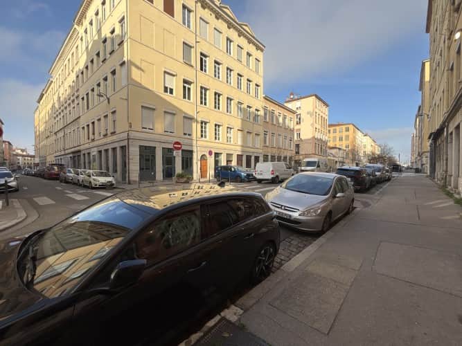 Local commercial · 199 m² · Fonds de commerce — photo 1