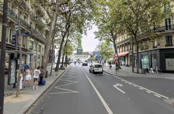 Local commercial · 82 m² · Cession de bail — photo 1