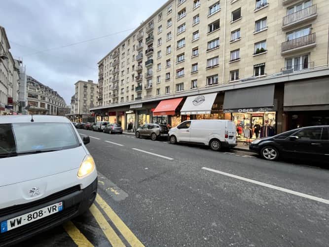 Local commercial · 43 m² · Cession de bail — photo 1