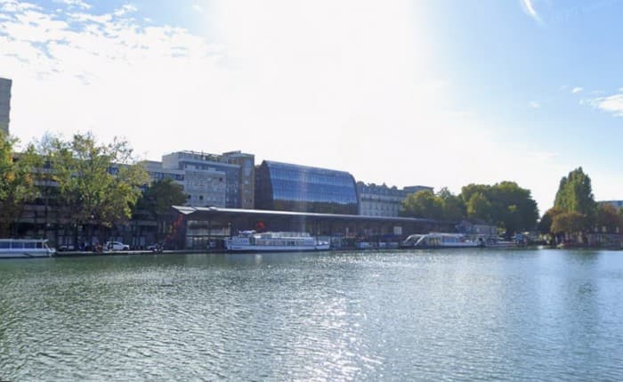 Local commercial · 103 m² · Location — photo 1