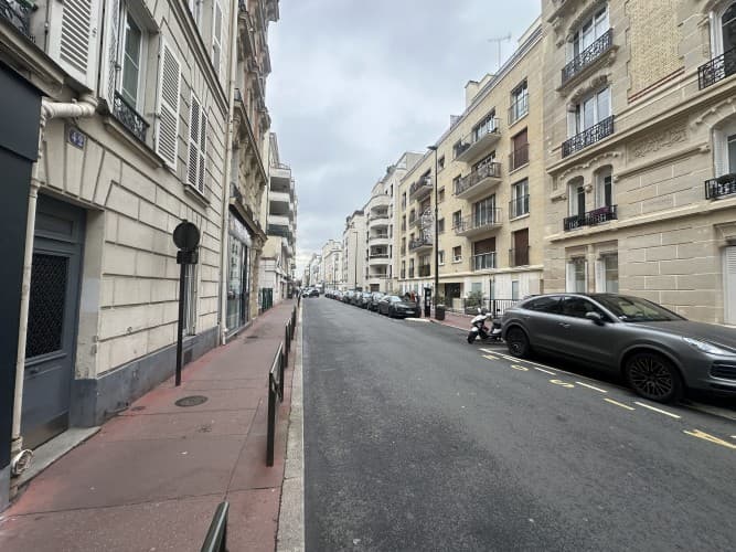 Local commercial · 47 m² · Fonds de commerce — photo 1