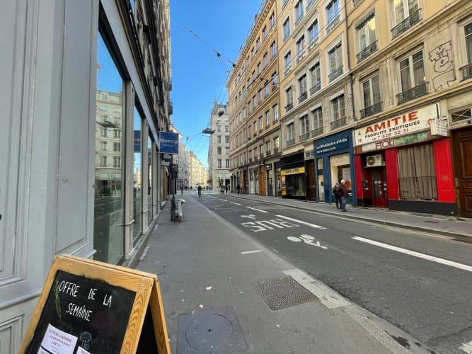 Local commercial · 55 m² · Fonds de commerce — photo 1