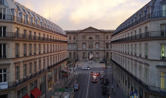 Local commercial · 235 m² · Location — photo 1