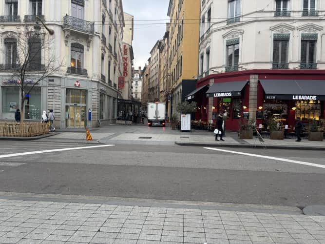 Local commercial · 40 m² · Fonds de commerce — photo 1
