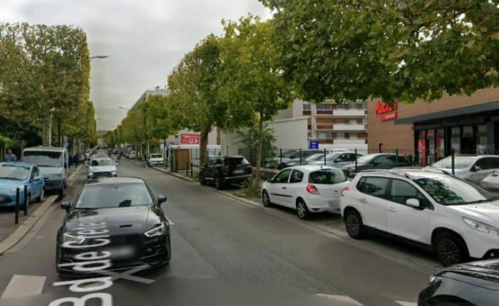 Local commercial · 80 m² · Location — photo 1