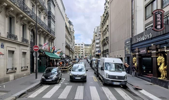 Local commercial · 55 m² · Location — photo 1