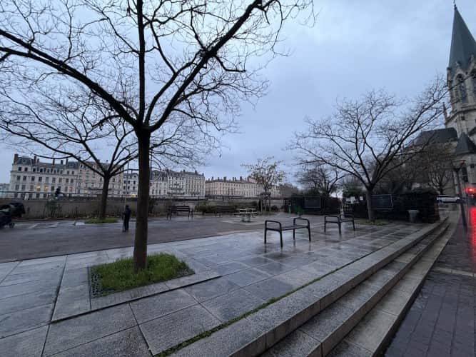 Local commercial · 70 m² · Fonds de commerce — photo 1