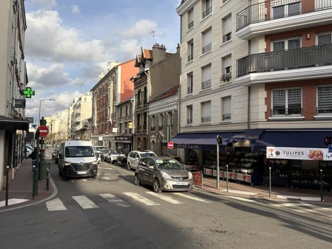 Local commercial · 145 m² · Fonds de commerce — photo 1