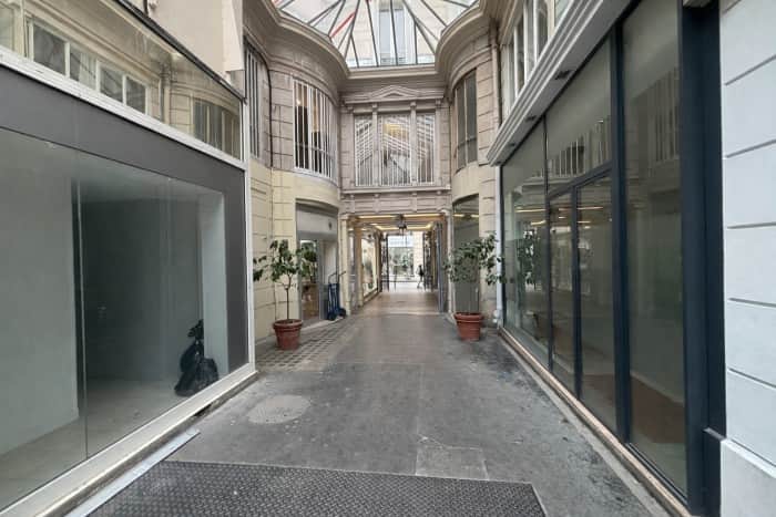 Local commercial · 30 m² · Location — photo 1