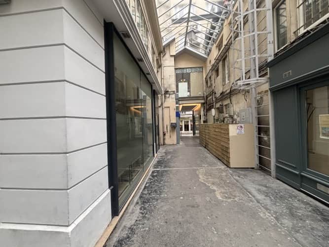 Local commercial · 25 m² · Location — photo 1