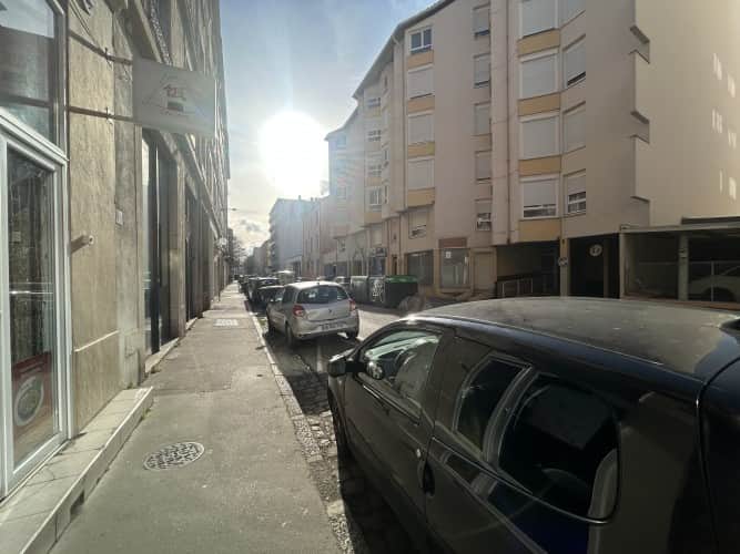 Local commercial · 52 m² · Fonds de commerce — photo 1