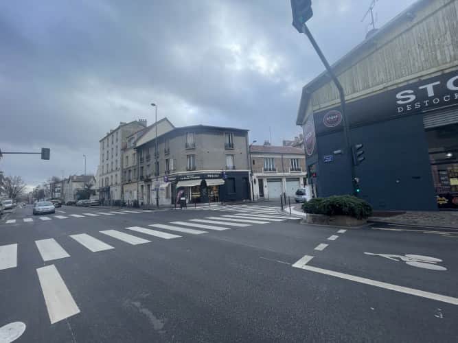 Local commercial · 300 m² · Fonds de commerce — photo 1