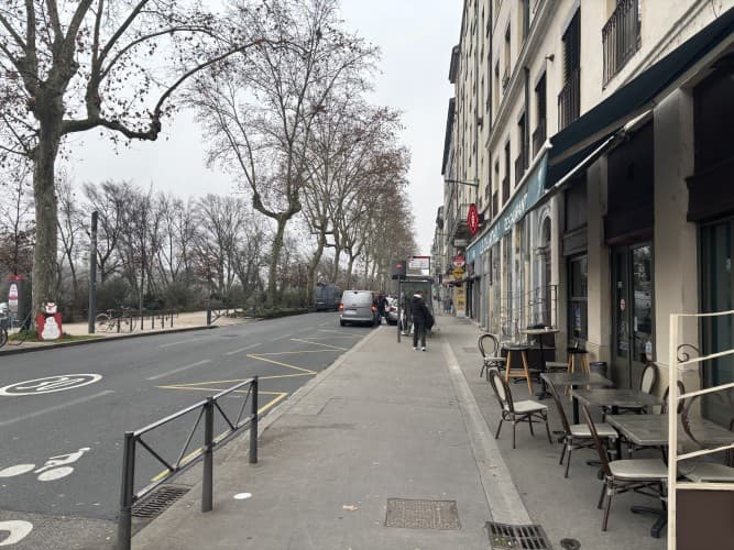 Murs commerciaux · 121 m² · Achat des murs — photo 1