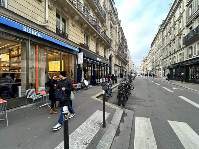 Local commercial · 72 m² · Location — photo 1