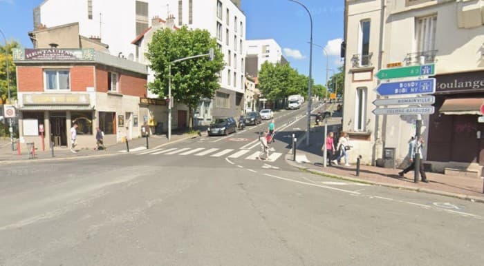 Local commercial · 260 m² · Location — photo 1