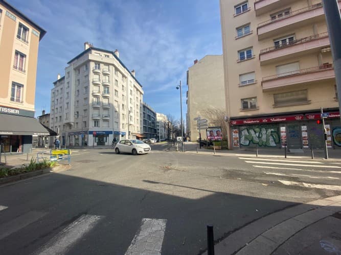 Local commercial · 85 m² · Cession de bail — photo 1
