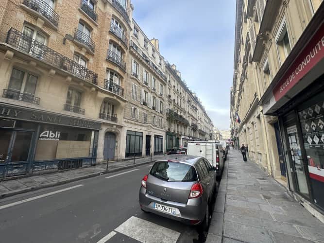 Local commercial · 86 m² · Cession de bail — photo 1