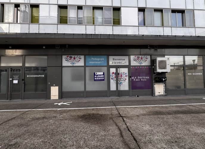 Local commercial · 120 m² · Location — photo 1