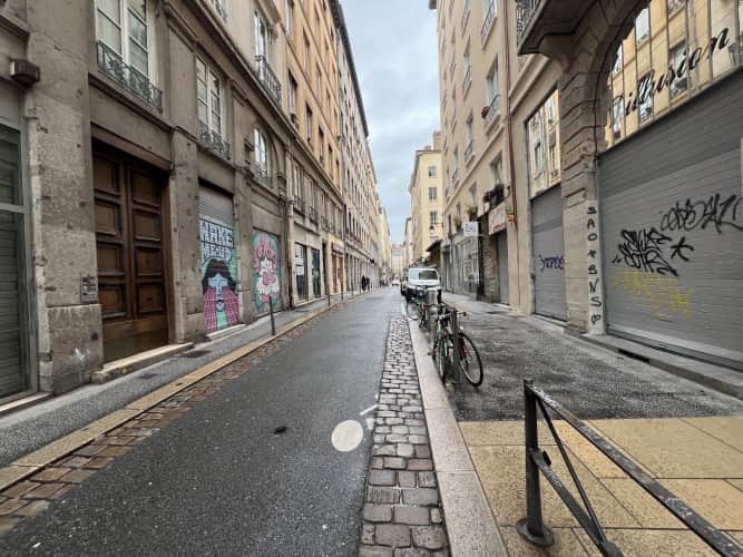 Local commercial · 35 m² · Cession de bail — photo 1