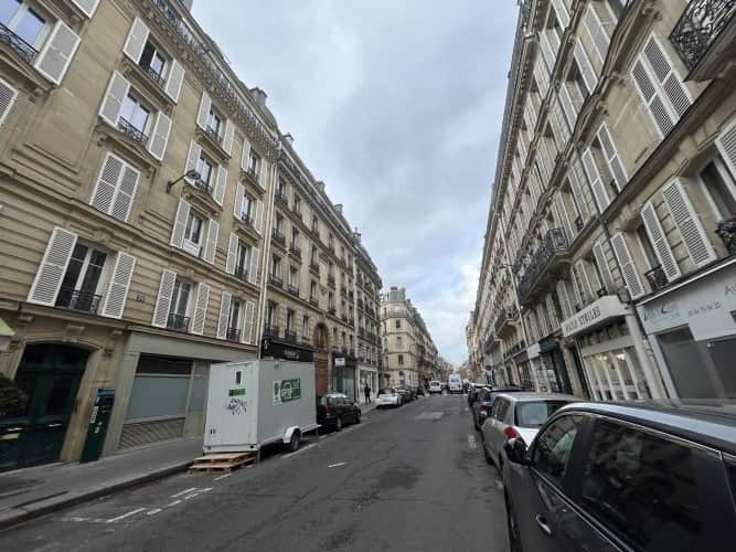 Local commercial · 55 m² · Cession de bail — photo 1