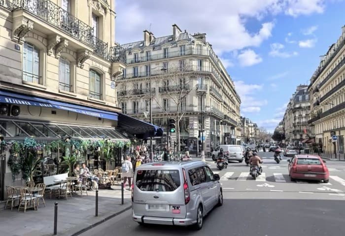 Local commercial · 101 m² · Cession de bail — photo 1