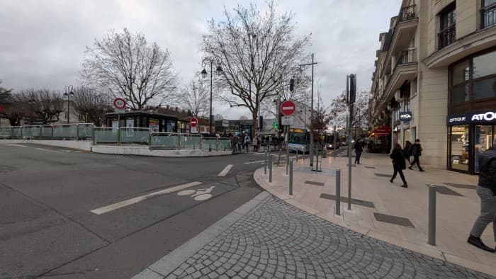 Local commercial · 115 m² · Cession de bail — photo 1