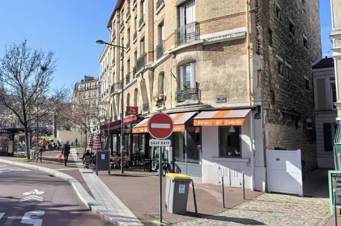 Local commercial · 75 m² · Cession de bail — photo 1