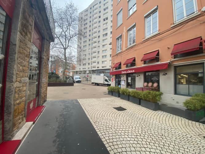 Local commercial · 162 m² · Fonds de commerce — photo 1